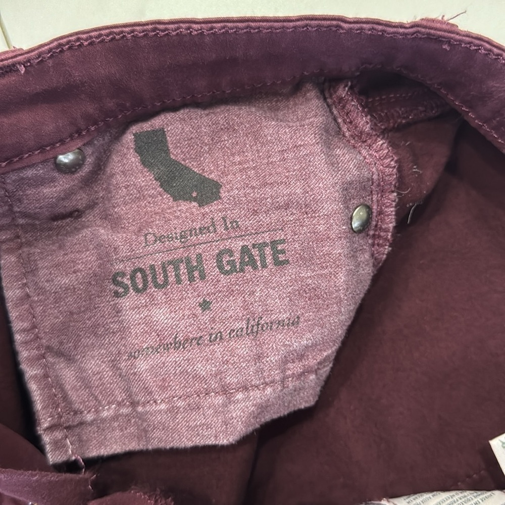 Ag Adriano Goldschmied Prima Mid Rise Cigarette Pants in Wine. Sz 27 - Picture 8 of 9